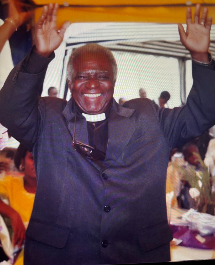 daniel-uzuazano-akporero-1930-2011/